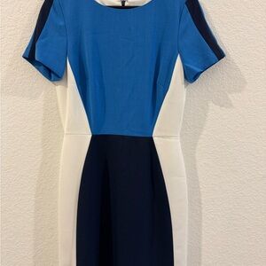 Tahari ASL Blue & White Color Block Sheath Dress – Size 6